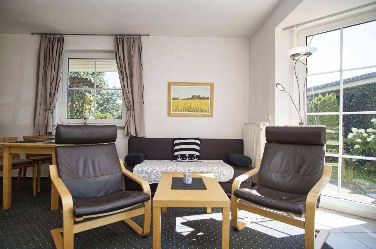 Nah Am Meer, Ruhige Lage, Gratis Nutzung Vom Ahoi Erlebnisbad Und Sauna In Sellin - Haus Inselblick Fewo 02 Gohren Bagian luar foto