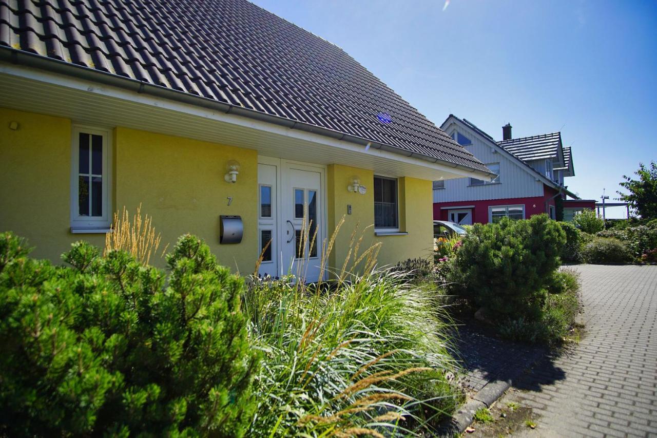 Nah Am Meer, Ruhige Lage, Gratis Nutzung Vom Ahoi Erlebnisbad Und Sauna In Sellin - Haus Inselblick Fewo 02 Gohren Bagian luar foto