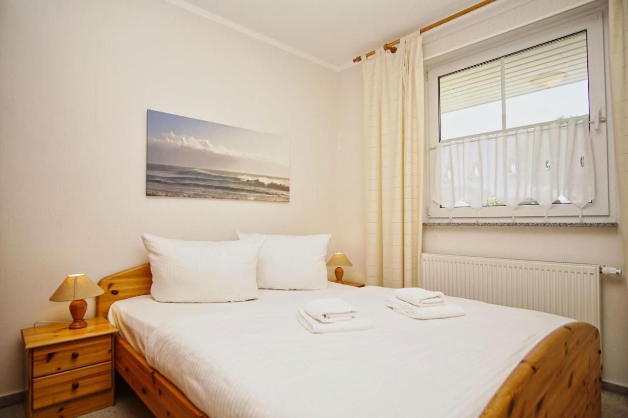 Nah Am Meer, Ruhige Lage, Gratis Nutzung Vom Ahoi Erlebnisbad Und Sauna In Sellin - Haus Inselblick Fewo 02 Gohren Bagian luar foto