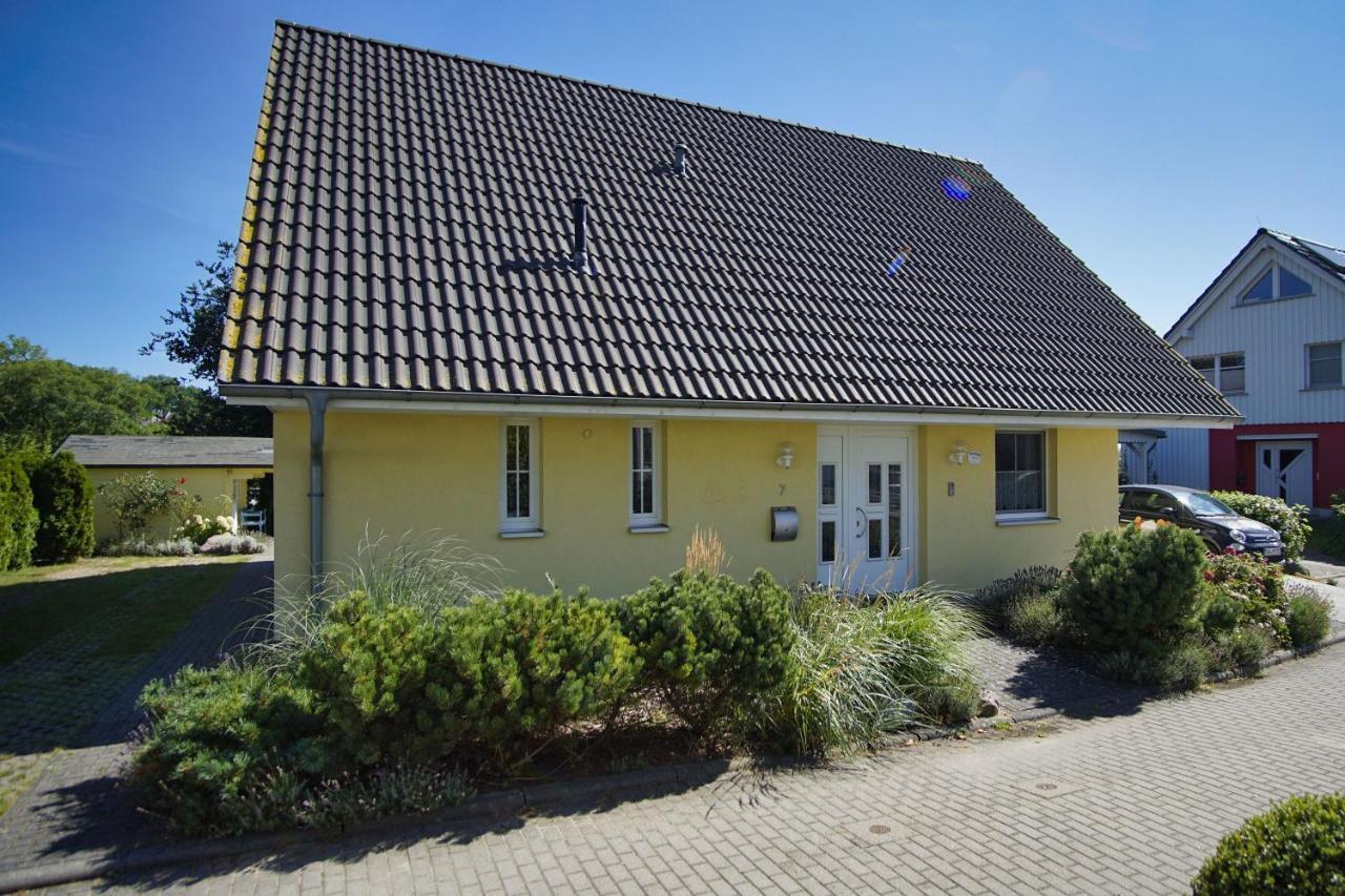 Nah Am Meer, Ruhige Lage, Gratis Nutzung Vom Ahoi Erlebnisbad Und Sauna In Sellin - Haus Inselblick Fewo 02 Gohren Bagian luar foto